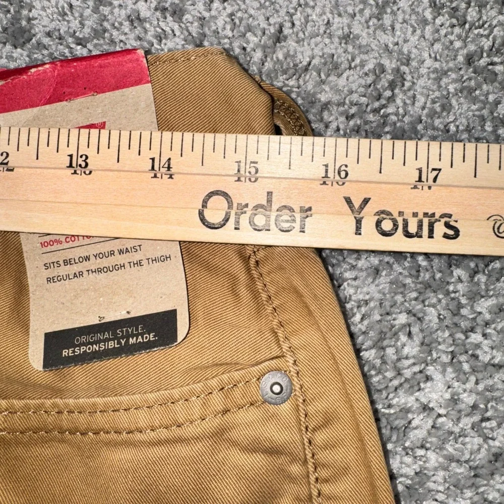 Levi's 514 Straight Pants Mens Khaki Tan 30x30 NEW